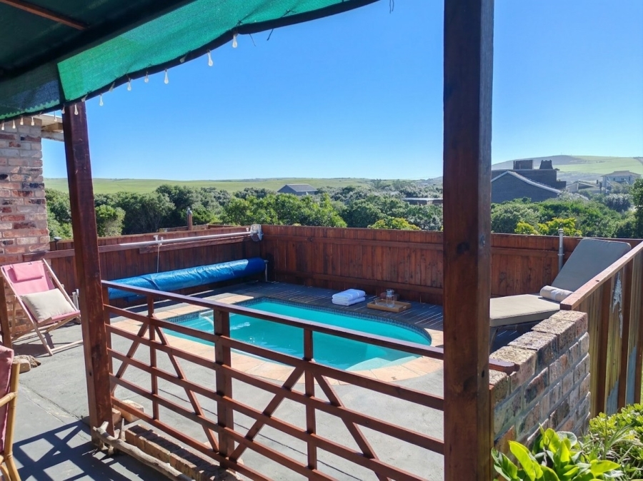 3 Bedroom Property for Sale in Boknesstrand Eastern Cape
